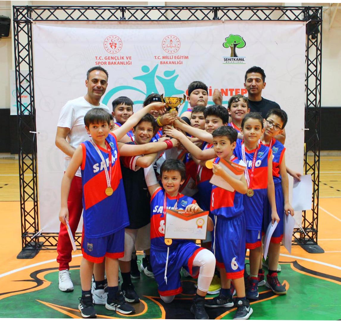 SANKO Okullarının Basketbol Başarısı