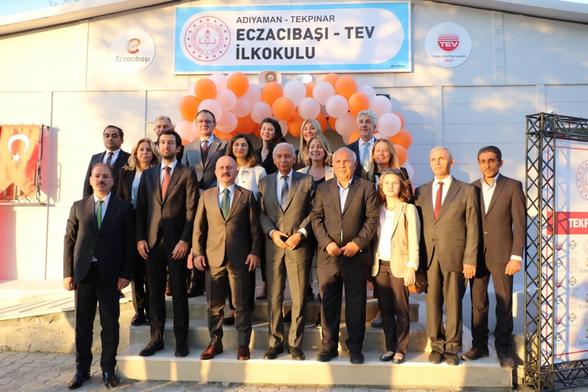 Eczacıbaşı Holding ve Türk Eğitim Vakfı'ndan Okul Açılış Töreni