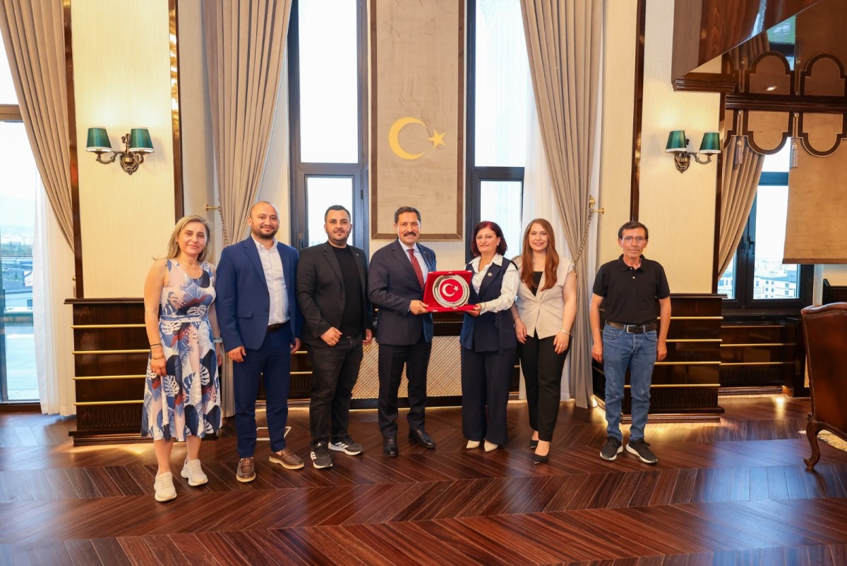 Uluslararası Gazeteciler Cemiyeti (UGC) Hatay Şubesi, Hatay Valisi Mustafa Masatlı’yı Makamında Ziyaret Etti