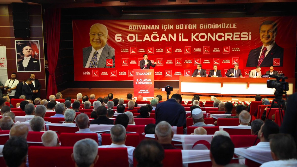 Mahmut Arıkan Adıyaman'da Teşkilatla Buluştu: Yeni İl Yönetimi Tanıtıldı