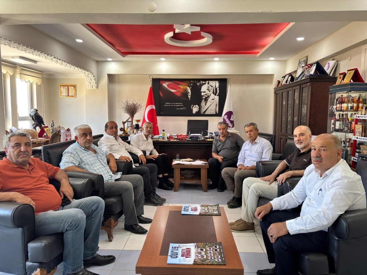 Malatya'da Yeni Parti'ne Katılımlar Sürüyor: Arapgir Belediye Başkanı ve Meclis Üyeleri de Katıldı