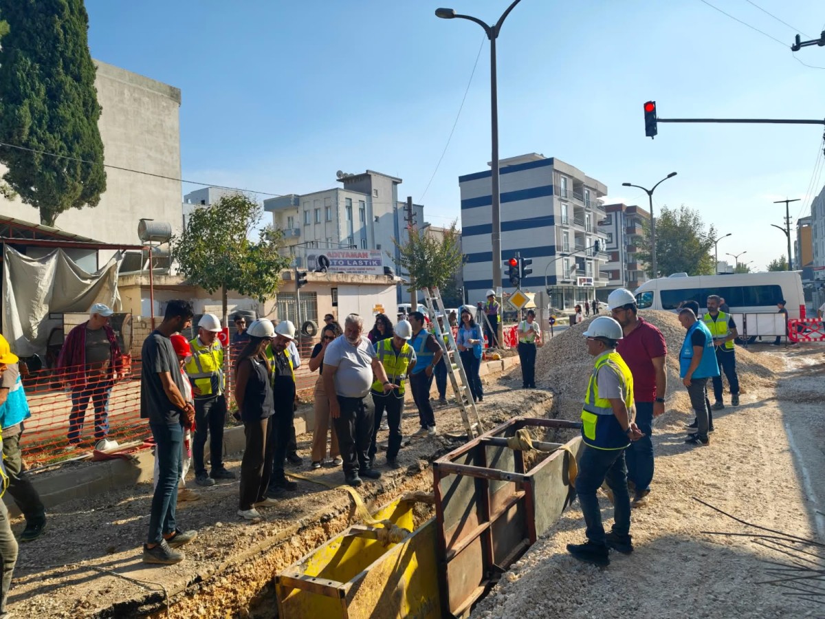  EBRD ve İller Bankası Müşavirlerinden Adıyaman’ın Altyapı Yatırımlarına Saha Ziyareti  