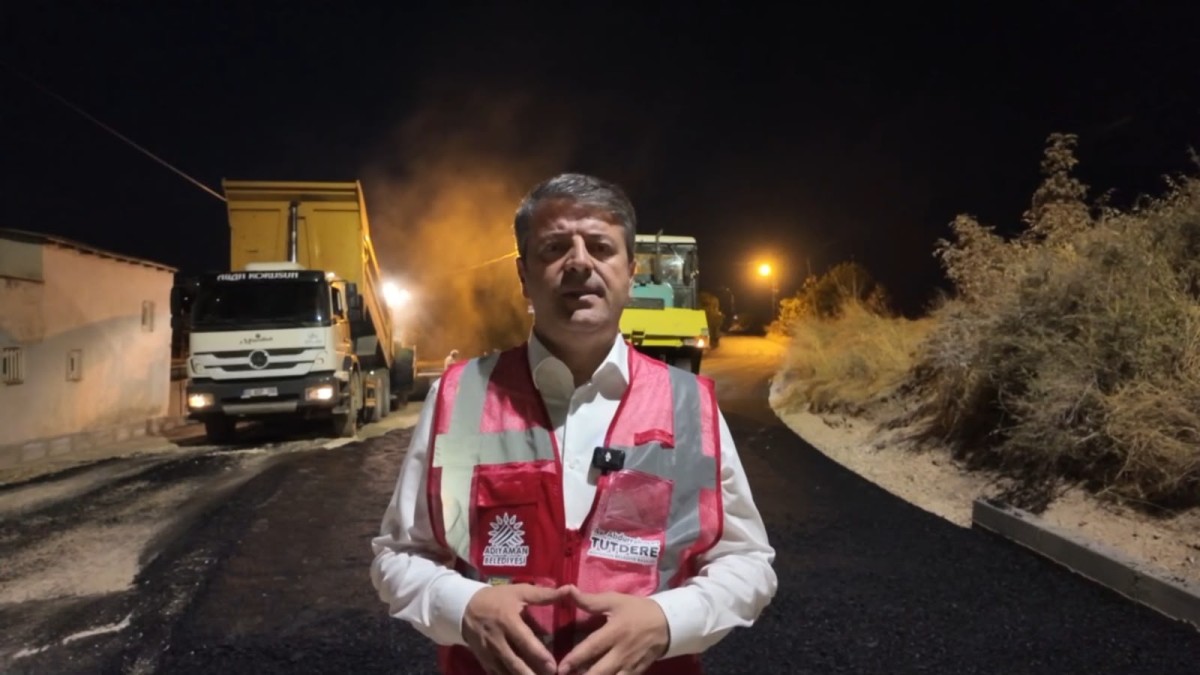  Eski Samsat Caddesi’nde Kanalizasyon Ve Yağmur Suyu Hatları Yenileniyor Başkan Tutdere: “Şehrimizin Altında Yeni Bir Şehir İnşa Ediyoruz”