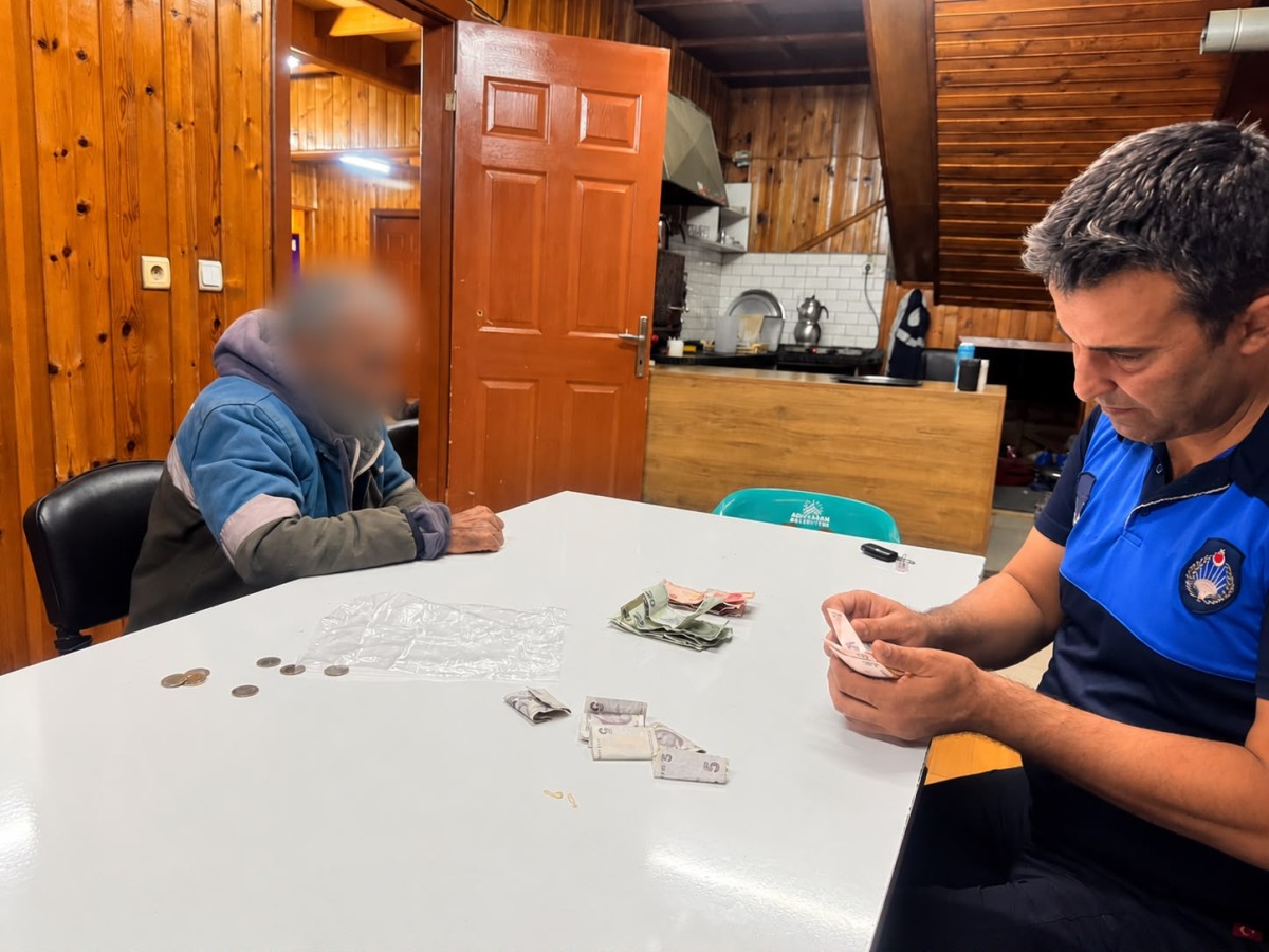 Adıyaman Belediyesi Zabıta Ekiplerinden Dilencilik Denetimi