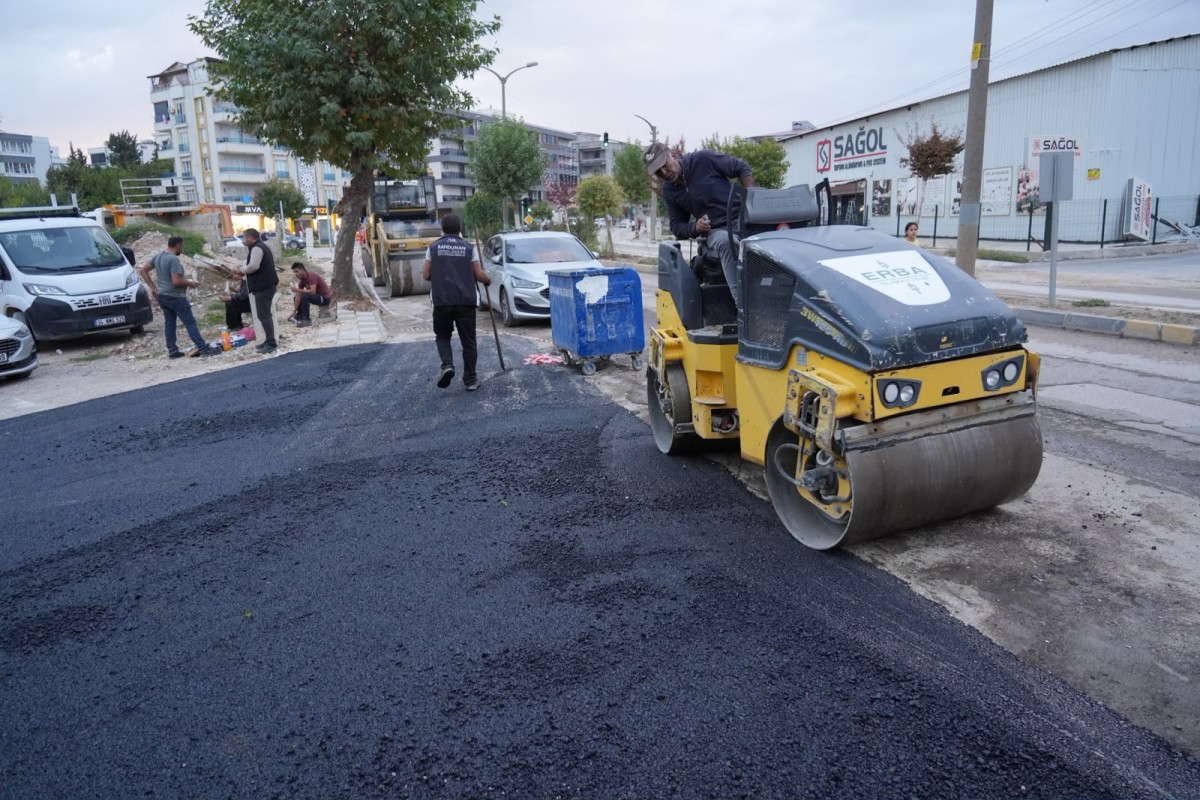 Mimar Sinan Mahallesi’nde Yollar Bir Bir Yenileniyor  