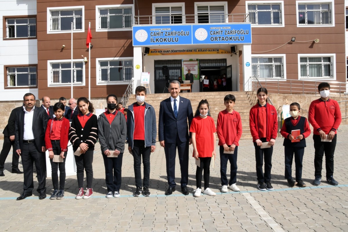 Cahit Zarifoğlu İlk Ve Ortaokulu’nda Kitap Okuma Etkinliği