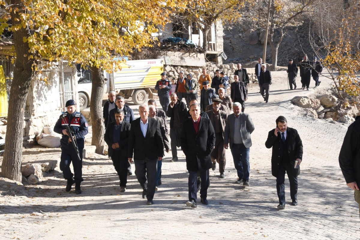 Vali Mahmut Çuhadar'ın Köy Gezi ve İncelemeleri Devam Ediyor