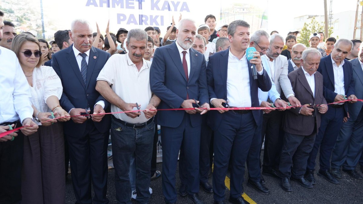 Ahmet Kaya’nın Adı Memleketindeki Parkta Yaşatılacak Bahçecik Mahallesi Yeni Yaşam Alanına Kavuştu 