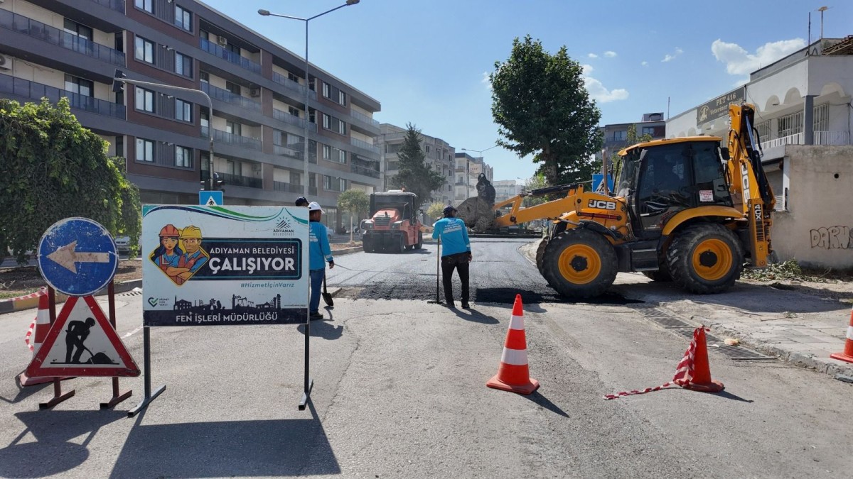 Adıyaman Belediyesi 1. Çevre Yolu’nda Asfalt Mesaisine Başladı