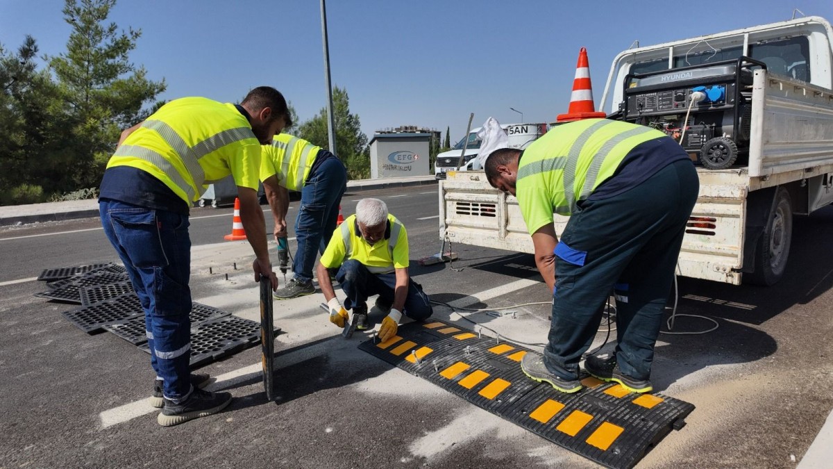 Adıyaman Belediyesi’nden Okul Sezonu Öncesi Trafik Güvenliği Çalışması Başkan Tutdere: “Trafik Güvenliği İçin Çalışmalarımızı Kararlılıkla Sürdürüyoruz”