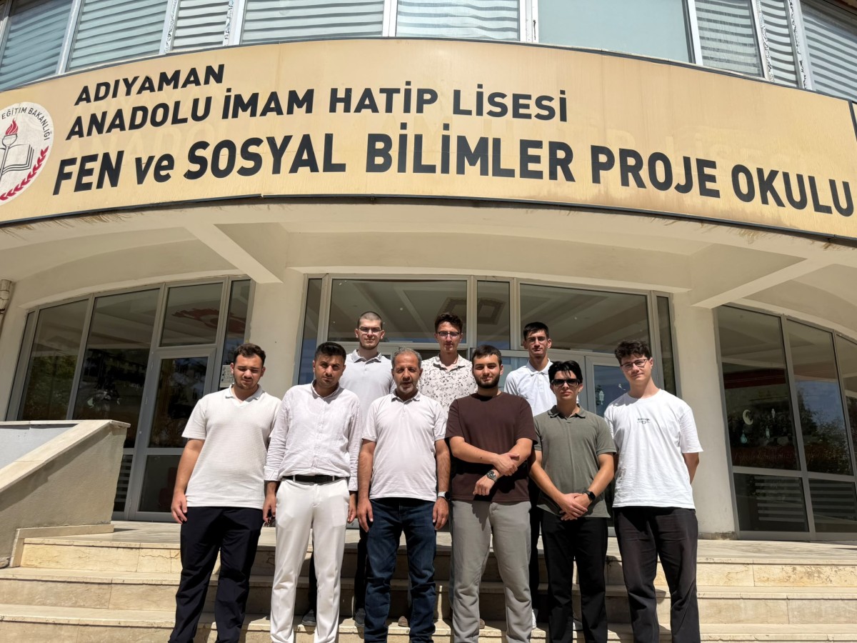 YKS Şampiyonlarından Adıyaman ve Kahta’da Gençlere Başarı Rehberi