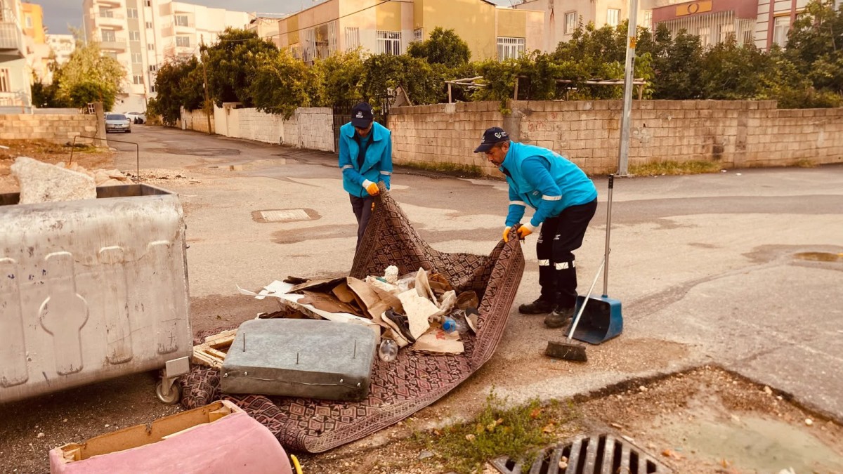Adıyaman Belediyesi 245 Personel ve 54 Araçla Kent Temizliği İçin Sahada